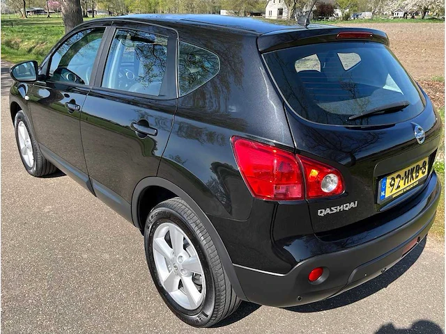 Nissan - 2009 - qashqai - 2.0 acenta - 92-hkb-8 - afbeelding 18 van  21