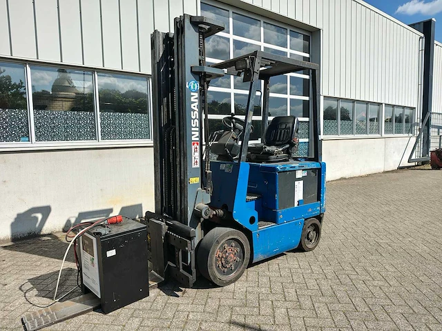 Nissan - cwp02l255 - vorkheftruck - afbeelding 1 van  39