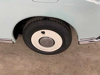 Nissan - figaro - personenauto - 1991 - afbeelding 19 van  27