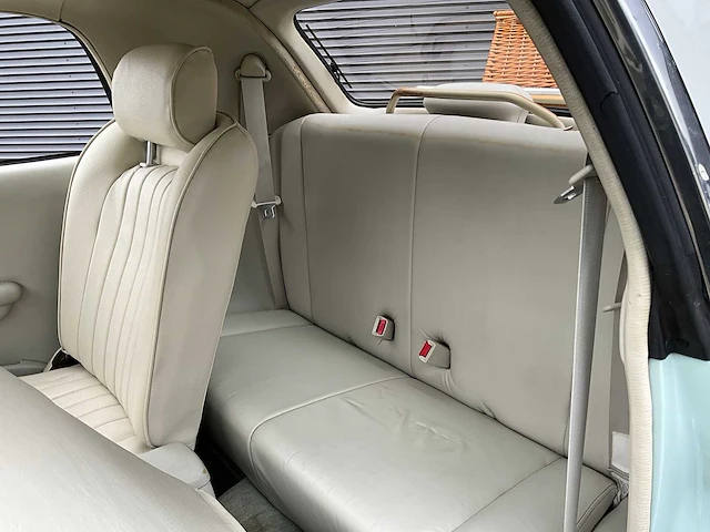 Nissan - figaro (1991) - afbeelding 14 van  45