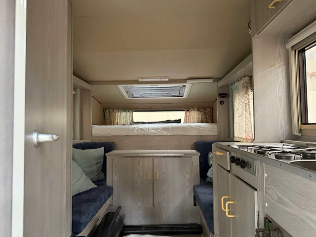 Nissan - king cab - tramp camper unit - camper - 2004 - afbeelding 10 van  47