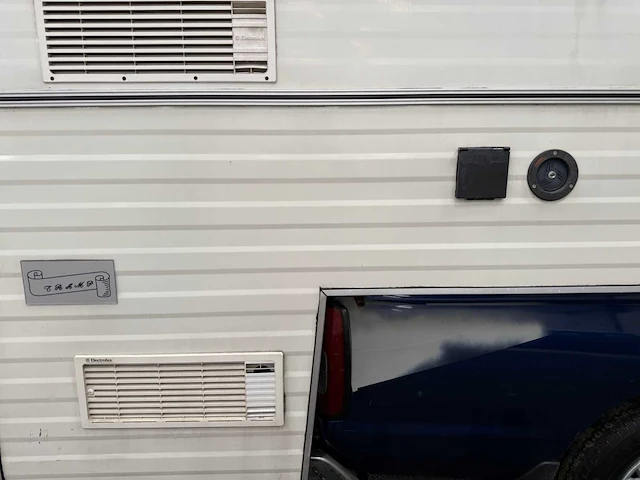 Nissan - king cab - tramp camper unit - camper - 2004 - afbeelding 35 van  47