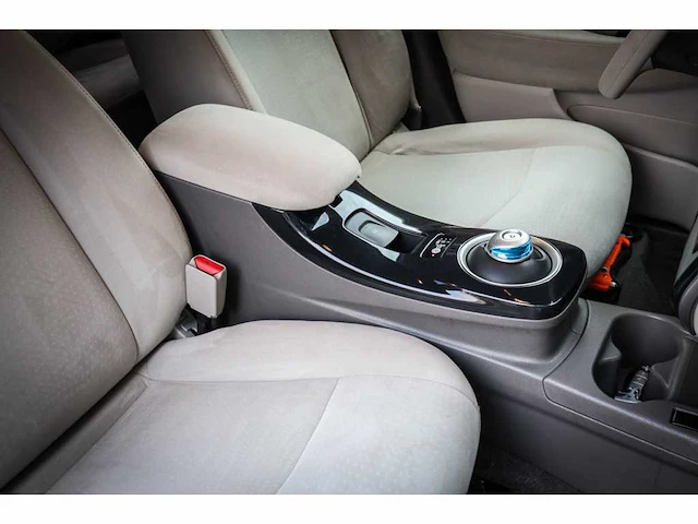 Nissan - leaf - base 24 kwh 83-rbb-5 - afbeelding 9 van  22