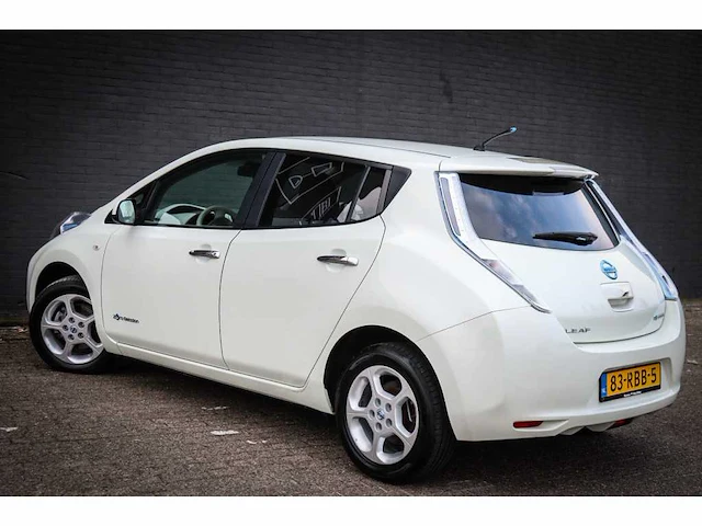 Nissan - leaf - base 24 kwh 83-rbb-5 - afbeelding 16 van  22