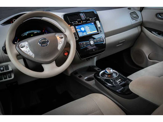 Nissan - leaf - base 24 kwh 83-rbb-5 - afbeelding 17 van  22