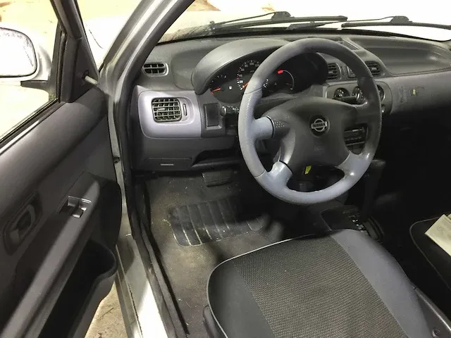 Nissan - micra - 1.4 clair automaat - 02-jr-gb - afbeelding 9 van  20