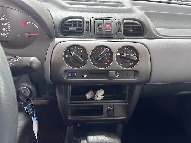 Nissan - micra - 1.4 clair cvt automaat- 71-lf-gt - afbeelding 5 van  18