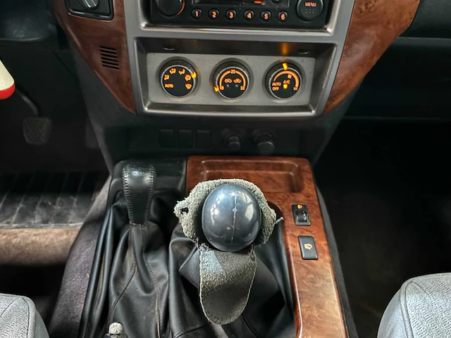 Nissan - patrol gr - 3.0 di xe - 2008 - van - afbeelding 14 van  31