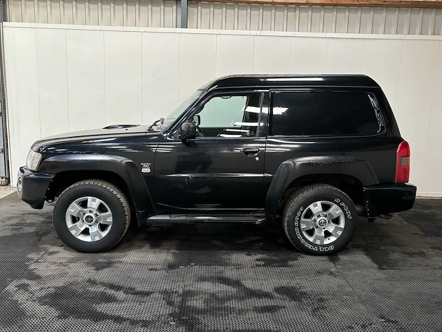 Nissan - patrol gr - 3.0 di xe - 2008 - van - afbeelding 23 van  31