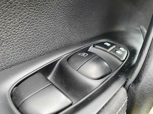 Nissan - qashqai - 1.2 n-connecta - l-666-hl - 2016 - afbeelding 5 van  24