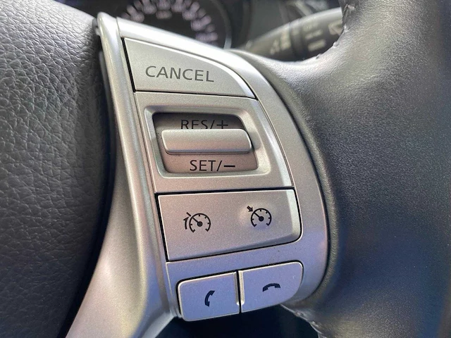 Nissan - qashqai - 1.2 n-connecta - l-666-hl - 2016 - afbeelding 9 van  24