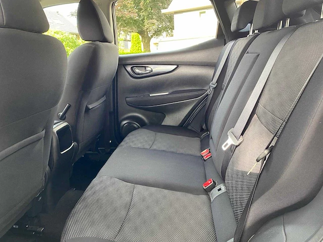 Nissan - qashqai - 1.2 n-connecta - l-666-hl - 2016 - afbeelding 17 van  24