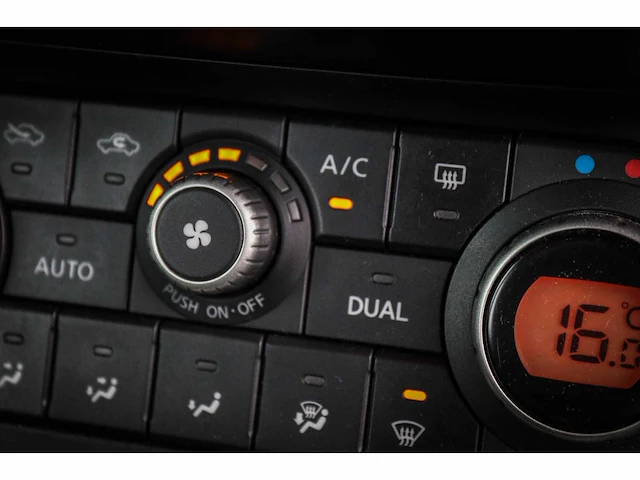 Nissan - qashqai - 1.6 acenta 21-gxg-4 - afbeelding 5 van  17