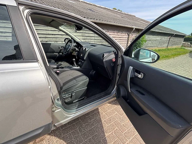 Nissan - qashqai - 2.0 acenta - car - afbeelding 15 van  27