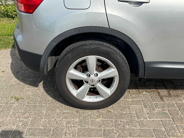 Nissan - qashqai - 2.0 acenta - car - afbeelding 17 van  27