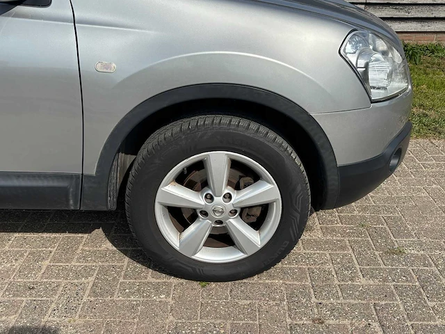 Nissan - qashqai - 2.0 acenta - car - afbeelding 18 van  27