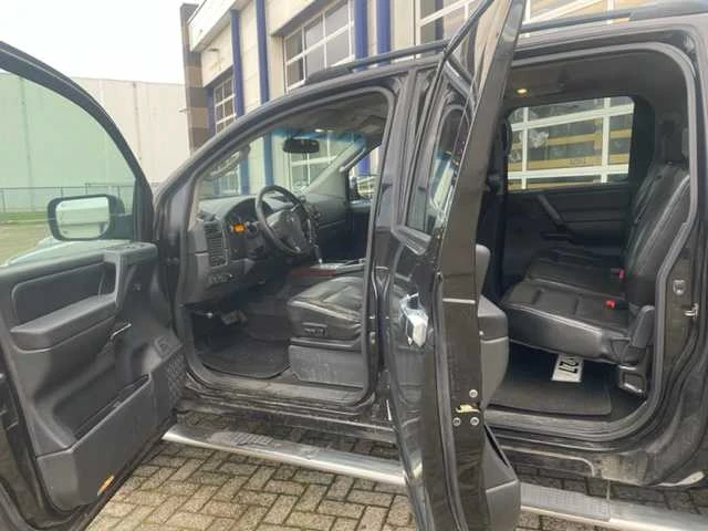 Nissan - titan 5.6 v8 - bedrijfswagen - afbeelding 8 van  16