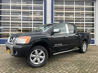 Nissan - titan 5.6 v8 - bedrijfswagen - afbeelding 1 van  16