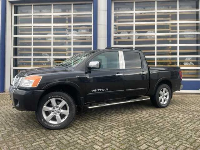 Nissan - titan 5.6 v8 - bedrijfswagen - afbeelding 9 van  16