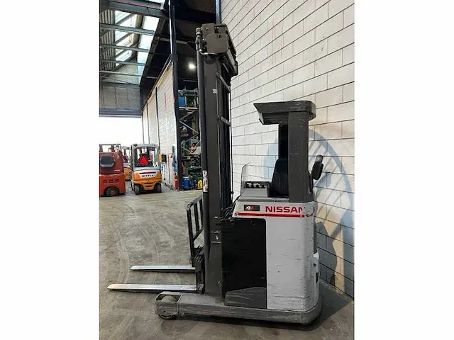 Nissan - uns161dtf - reach truck - 2007 - afbeelding 10 van  15