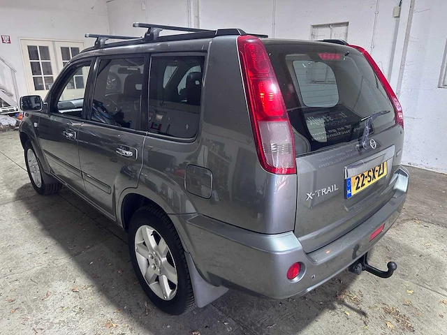 Nissan - x-trail - 2.5 elegance - 22-sx-zj - afbeelding 3 van  19