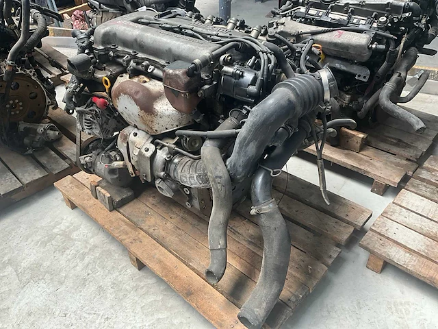 Nissan 2.0l turbo 16v sr2odet automotor - afbeelding 2 van  6