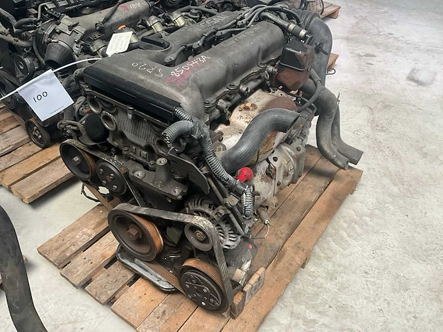 Nissan 2.0l turbo 16v sr2odet automotor - afbeelding 3 van  6