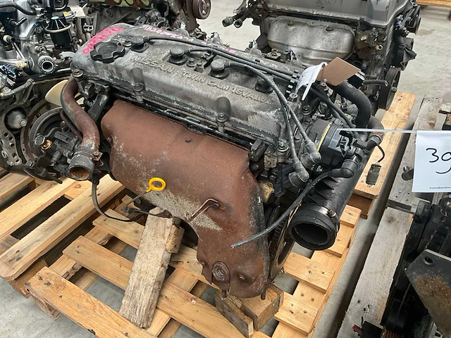 Nissan 2.4l ka24 automotor - afbeelding 3 van  5