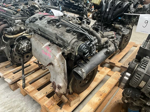 Nissan 2.4l ra24 automotor - afbeelding 2 van  5