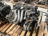 Nissan 2.4l ra24 automotor - afbeelding 4 van  5