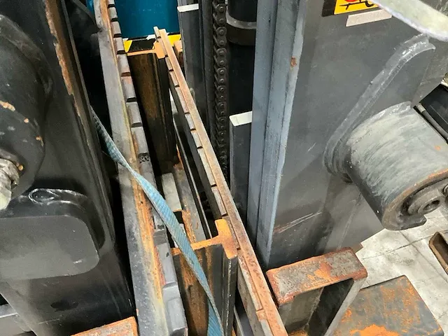 Nissan 2f330 duplex mast - afbeelding 5 van  5