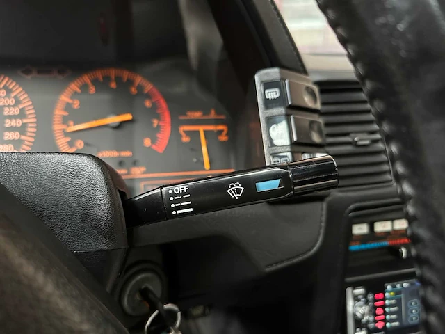 Nissan 300 zx 3.0 v6 turbo u9 2+2 203pk 1988, yt-69-fx - afbeelding 16 van  36