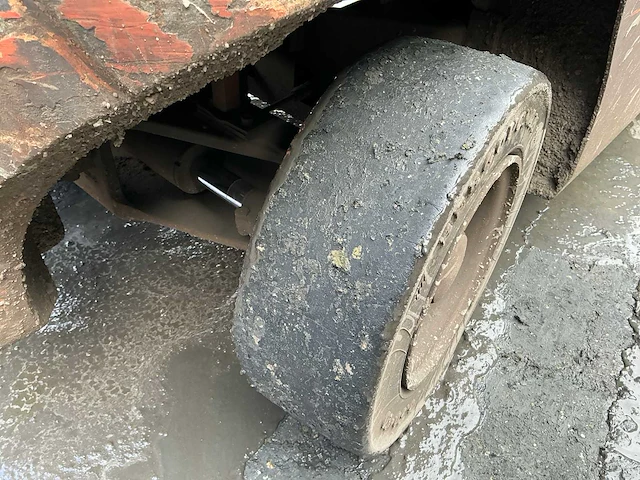 Nissan 3.2 t vorkheftruck met schepbak - afbeelding 11 van  30