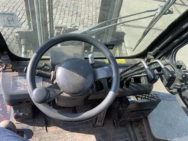 Nissan 32 vorkheftruck - afbeelding 6 van  16
