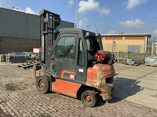 Nissan 32 vorkheftruck - afbeelding 11 van  16