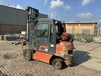 Nissan 32 vorkheftruck - afbeelding 11 van  16
