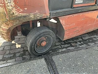 Nissan 32 vorkheftruck - afbeelding 15 van  16