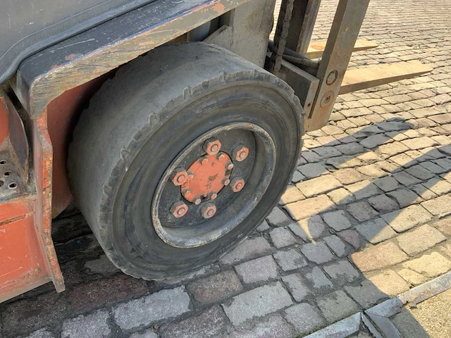 Nissan 32 vorkheftruck - afbeelding 16 van  16