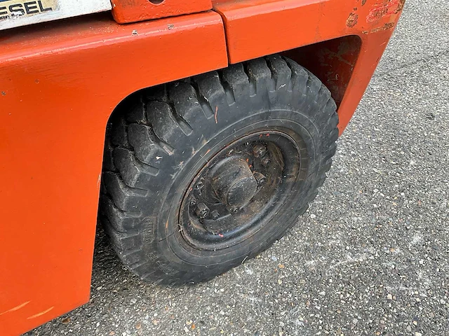 Nissan 35h diesel vorkheftruck - afbeelding 2 van  22
