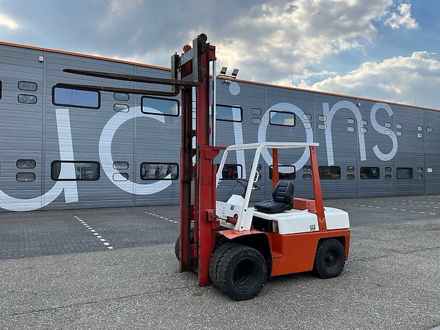 Nissan 35h diesel vorkheftruck - afbeelding 7 van  22