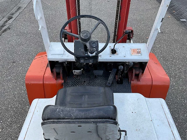 Nissan 35h diesel vorkheftruck - afbeelding 8 van  22