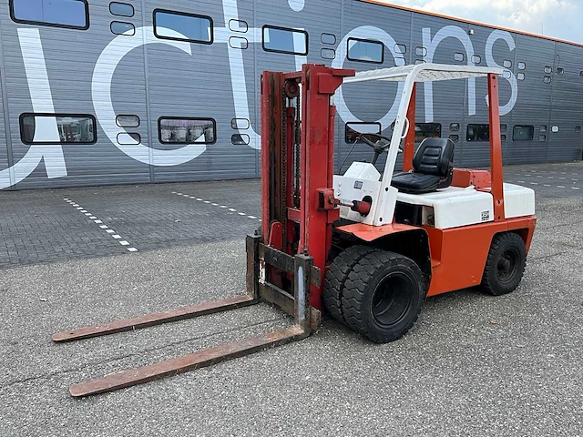 Nissan 35h diesel vorkheftruck - afbeelding 1 van  22