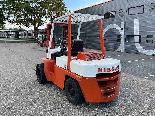 Nissan 35h diesel vorkheftruck - afbeelding 16 van  22