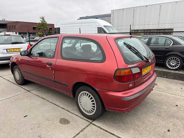 Nissan almera 1.6 gx automaat airco rd-vg-32 - afbeelding 3 van  10