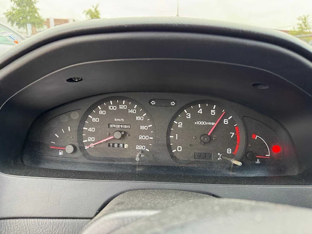 Nissan almera 1.6 gx automaat airco rd-vg-32 - afbeelding 9 van  10