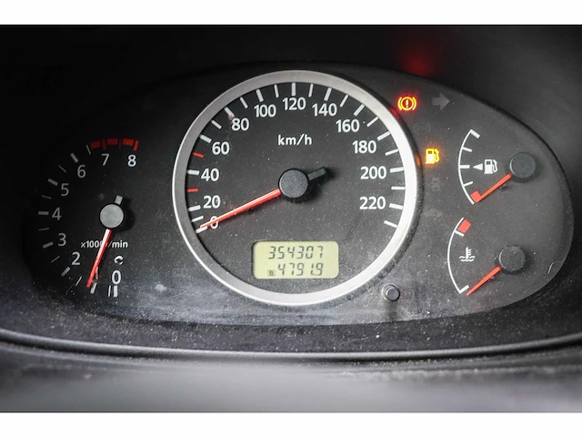 Nissan almera tino 1.8 acenta, 72-sr-sg - afbeelding 4 van  14
