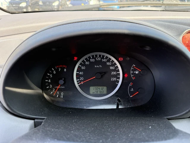 Nissan almera tino visia, 2004 - afbeelding 5 van  35