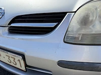 Nissan almera tino visia, 2004 - afbeelding 19 van  35