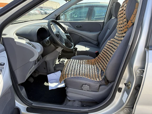 Nissan almera tino visia, 2004 - afbeelding 33 van  35