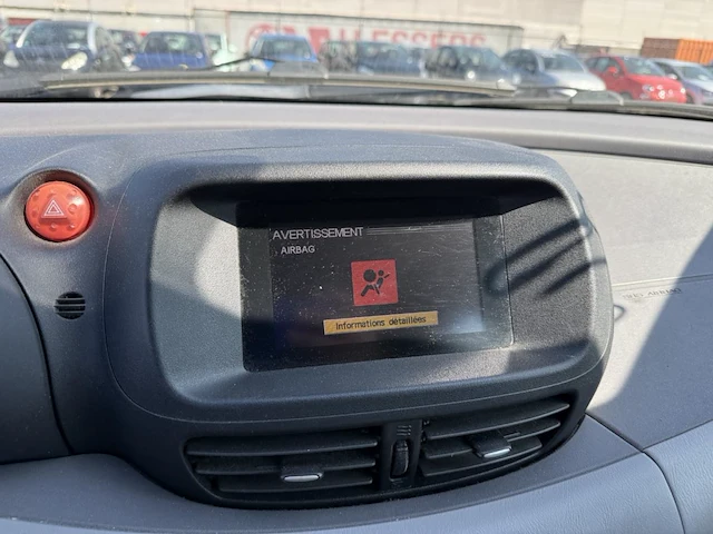 Nissan almera tino visia, 2004 - afbeelding 35 van  35
